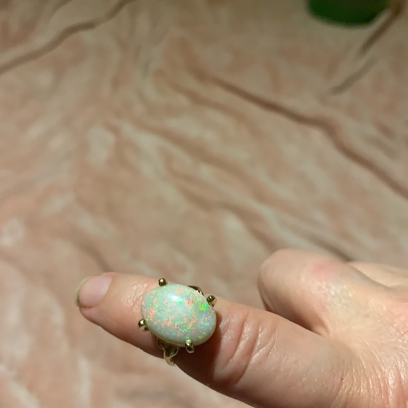 14k Opal Vintage ring Magificent Estate find. - Picture 7 of 11